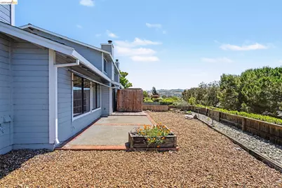1757 Stuart Ct, Benicia, CA 94510 - Photo 21