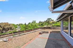 1757 Stuart Ct, Benicia, CA 94510 - Photo 15