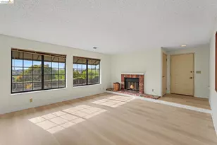1757 Stuart Ct, Benicia, CA 94510 - Photo 5