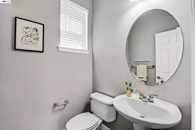 454 Silverwood St, Brentwood, CA 94513 - Photo 27
