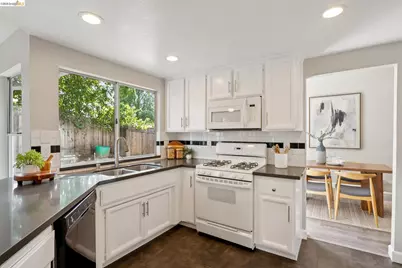 3400 Cobblestone Dr, Rocklin, CA 95765 - Photo 15