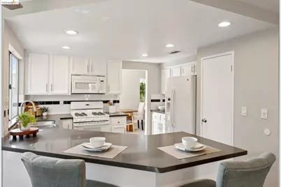 3400 Cobblestone Dr, Rocklin, CA 95765 - Photo 13