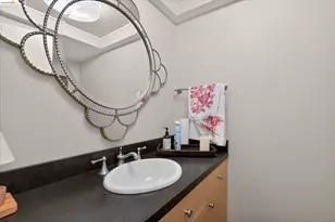 47 Turtle Creek St, Oakland, CA 94605 - Photo 15