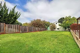1673 Butte St, Richmond, CA 94804 - Photo 9