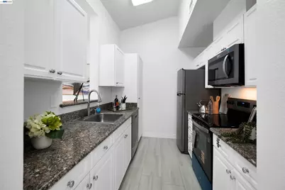 7126 Cross Creek Cir #D, Dublin, CA 94568 - Photo 15
