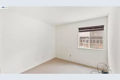1571 Spring Ct, Tracy, CA 95376 - Photo 17