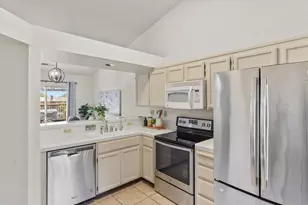 1571 Spring Ct, Tracy, CA 95376 - Photo 9