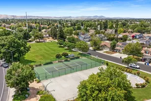 1571 Spring Ct, Tracy, CA 95376 - Photo 33