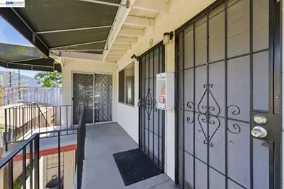 2828 Viola St, Oakland, CA 94619 - Photo 7
