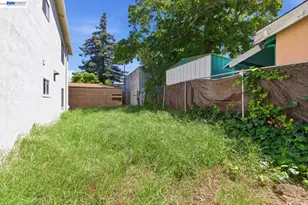2828 Viola St, Oakland, CA 94619 - Photo 19