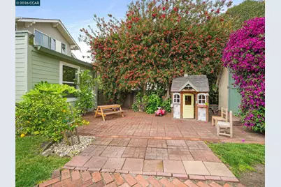 324 63rd St, Oakland, CA 94618 - Photo 25