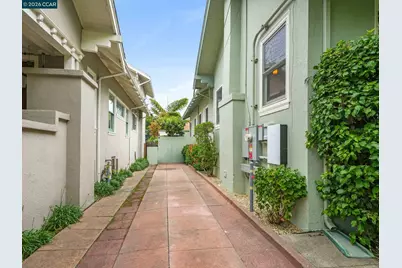 324 63rd St, Oakland, CA 94618 - Photo 3