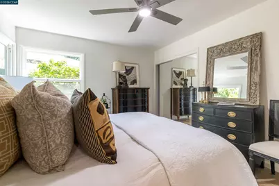 3229 Toyon Ter, Alameda, CA 94501 - Photo 13