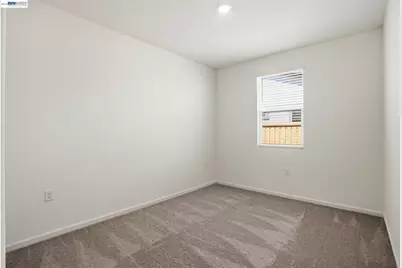 16047 Pirates Cove Ln, Lathrop, CA 95330 - Photo 15