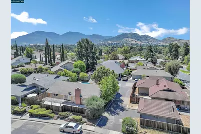1808 Las Ramblas Dr, Concord, CA 94521 - Photo 27
