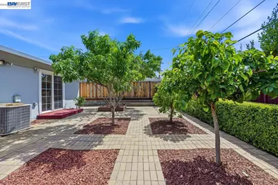 845 Cottonwood Dr, Cupertino, CA 95014 - Photo 47
