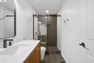 27836 16th St, Hayward, CA 94544 - Photo 23