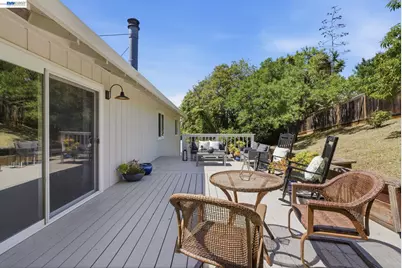 27836 16th St, Hayward, CA 94544 - Photo 25