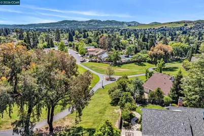 880 El Capitan Dr, Danville, CA 94526 - Photo 47