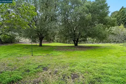 9 Charles Hill Rd, Orinda, CA 94563 - Photo 7