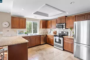 1449 2nd St, Benicia, CA 94510 - Photo 5