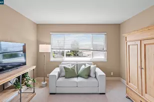 1449 2nd St, Benicia, CA 94510 - Photo 11