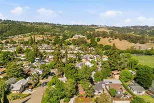 8108 Greenly Dr, Oakland, CA 94605 - Photo 37