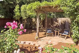 8108 Greenly Dr, Oakland, CA 94605 - Photo 29