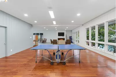 8307 Shelter Creek Lane, San Bruno, CA 94066 - Photo 27