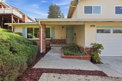19304 Barclay Rd, Castro Valley, CA 94546 - Photo 3