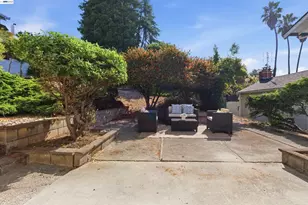 19304 Barclay Rd, Castro Valley, CA 94546 - Photo 27