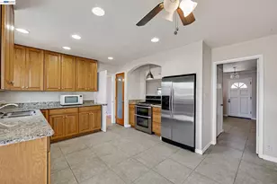 35924 Nicolet Ct, Fremont, CA 94536 - Photo 9