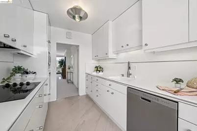 177 19th St #7B, Oakland, CA 94612 - Photo 21