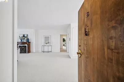 177 19th St #7B, Oakland, CA 94612 - Photo 5