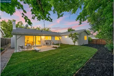 1948 Risdon Rd, Concord, CA 94518 - Photo 27