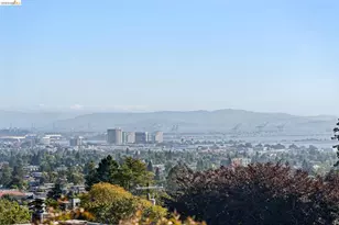2301 Oak St, Berkeley, CA 94708 - Photo 43