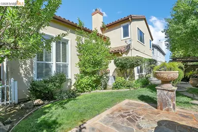 2421 Silveria Way, Antioch, CA 94531 - Photo 33