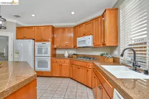 2421 Silveria Way, Antioch, CA 94531 - Photo 15