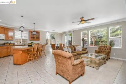 2421 Silveria Way, Antioch, CA 94531 - Photo 9
