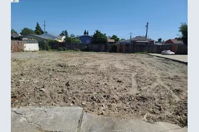 867 Lewelling Blvd, Ashland, CA 94541 - Photo 7