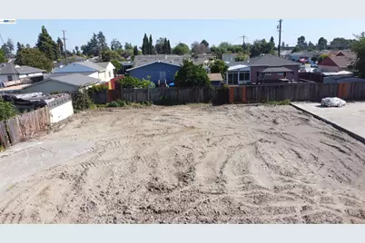 867 Lewelling Blvd, Ashland, CA 94541 - Photo 25
