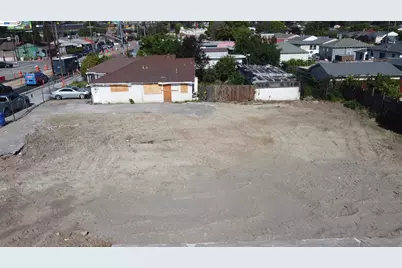 867 Lewelling Blvd, Ashland, CA 94541 - Photo 29