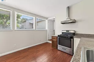 25468 Belmont Ave, Hayward, CA 94542 - Photo 19