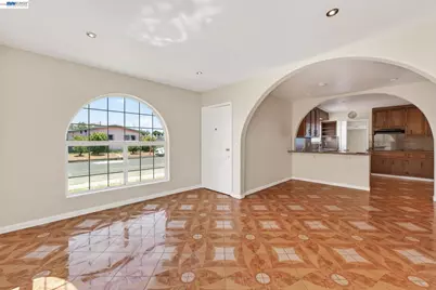 25468 Belmont Ave, Hayward, CA 94542 - Photo 3