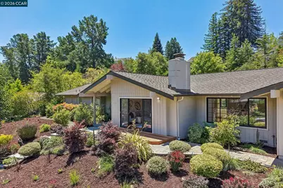 128 Corliss Dr, Moraga, CA 94556 - Photo 37