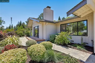 128 Corliss Dr, Moraga, CA 94556 - Photo 3