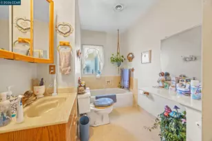 41868 Gifford St, Fremont, CA 94538 - Photo 7