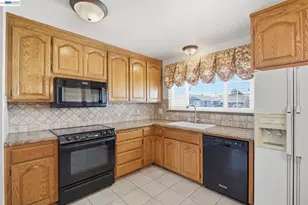 930 Castle St, San Leandro, CA 94578 - Photo 13