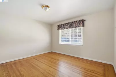 930 Castle St, San Leandro, CA 94578 - Photo 25
