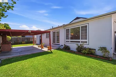 930 Castle St, San Leandro, CA 94578 - Photo 41